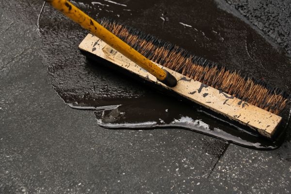 Commercial Asphalt Sealing in Little Rock