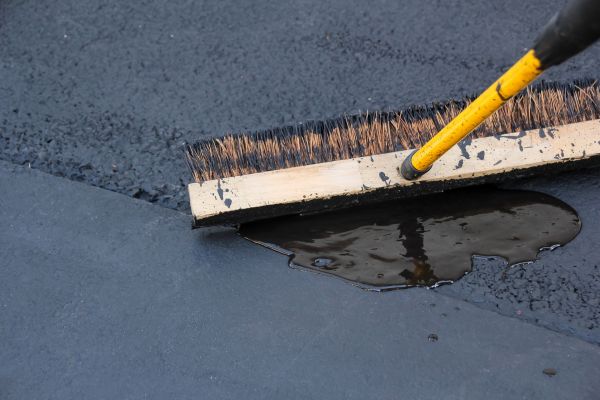 Asphalt Sealing in Little Rock