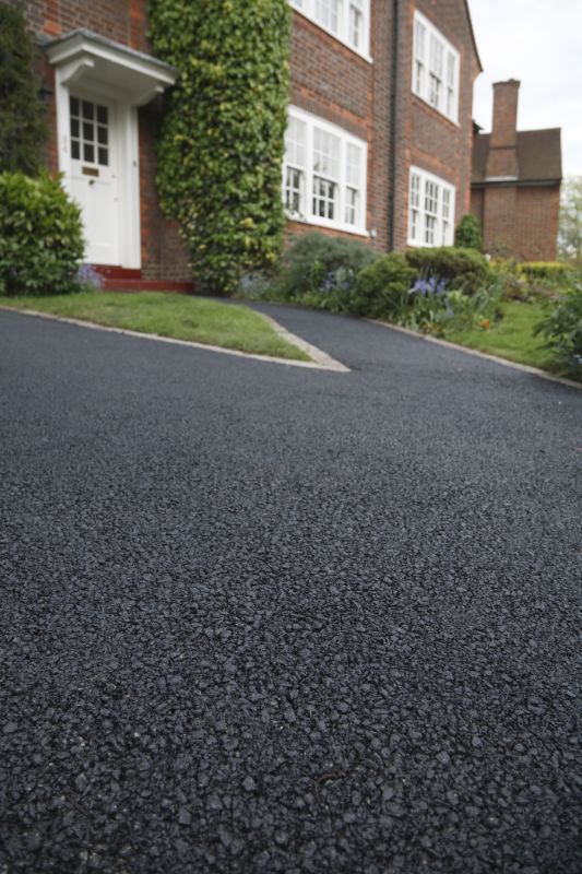 Residential Asphalt Sealing